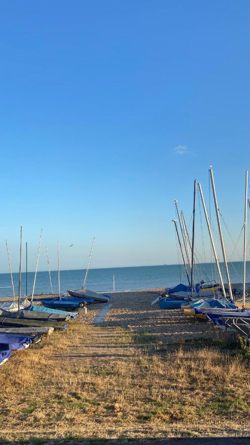 Bexhill Sea Stay Flat 2 외부 사진